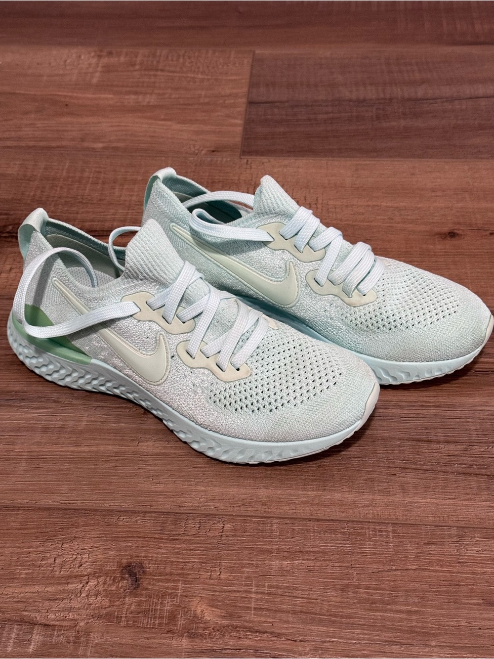 Nike Epic React Flyknit 2 Women's Teal Tint Running Sneakers